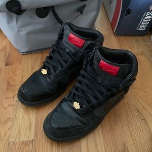 Nike Dunk High Premium (Mighty Crown) Sz 9 w/o box